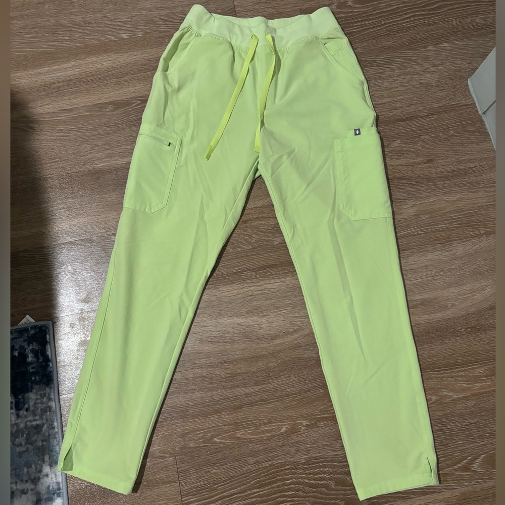 Figs Yola skinny scrub pants